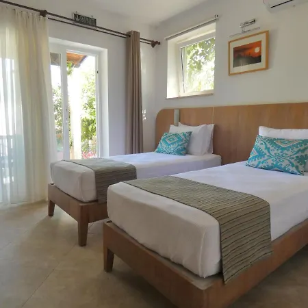 Hotel Mekvin Deniz Feneri Lighthouse