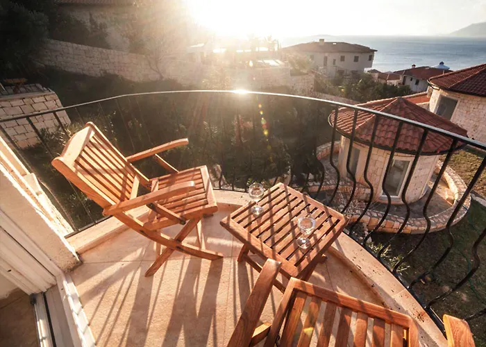 Mekvin Deniz Feneri Lighthouse Hotel Kaş